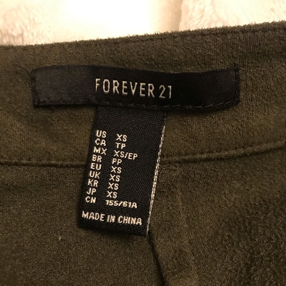 Forever 21 suede green skort - Picture 2 of 2
